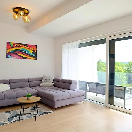 Appartement Helikon Sunrise *