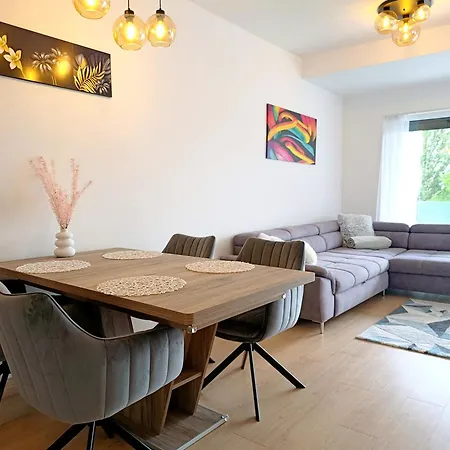 Helikon Sunrise Appartement